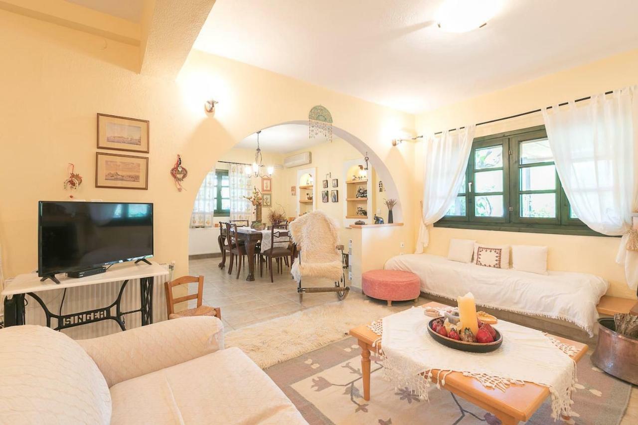 Sandy Feet Retreat, Vourvourou #Feelslikehome Luaran gambar